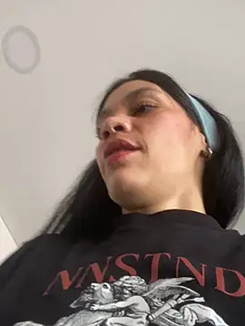 baileyadamms online show from March 11, 9:10 pm