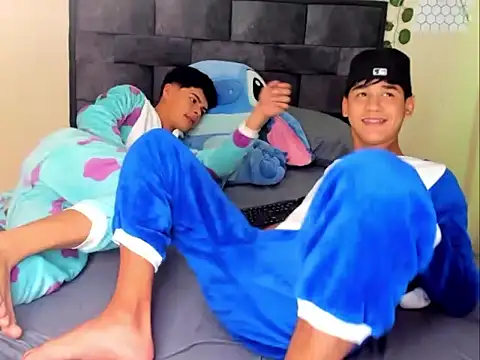 Stiben coll12 online show from March 7, 7:27 am