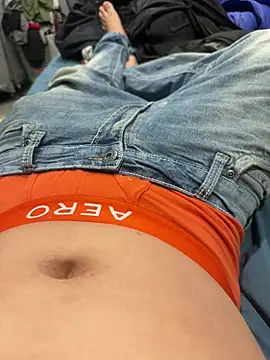 Jhon jairo420zzzz online show from May 10, 5:01 am