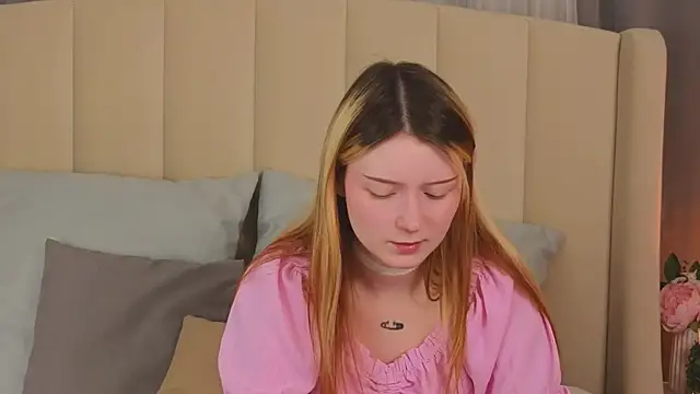 AlyssFrost online show from May 19, 2:51 am