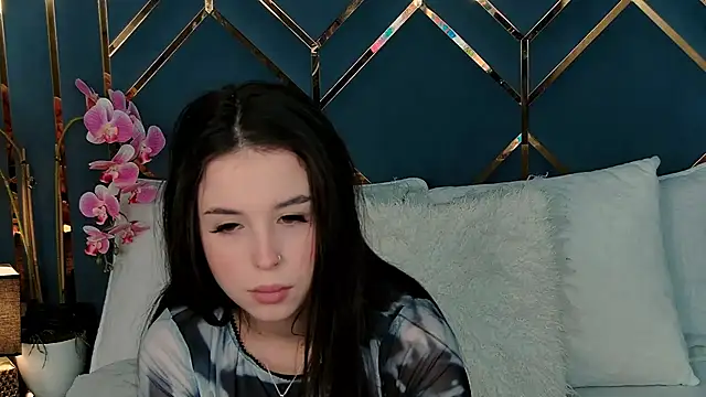 LanaLedger online show from March 25, 10:54 am