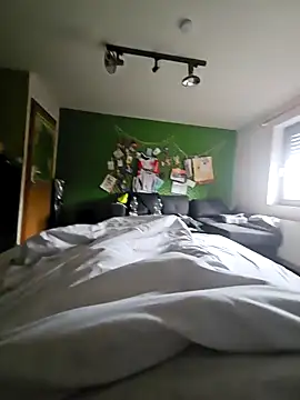 Gris-shadow online show from February 17, 11:18 am