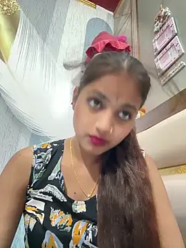 samayra1144 online show from April 4, 9:12 pm