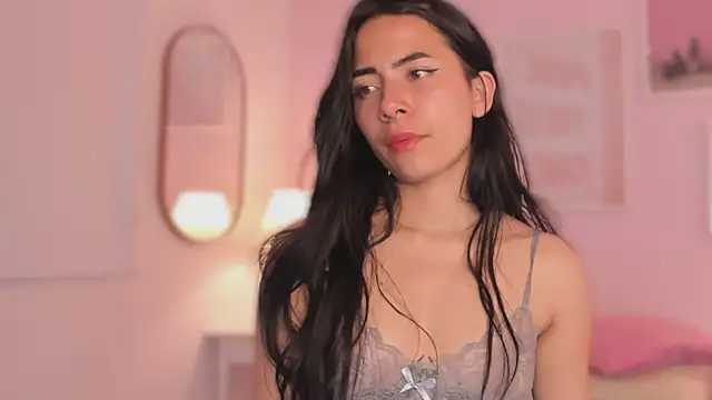 Ivyy sweet  online show from April 22, 8:10 pm