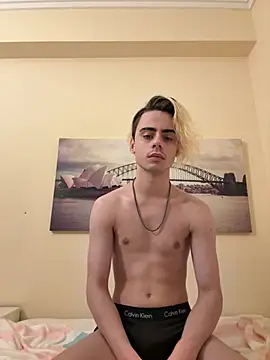 YourFavouriteTwink online show from February 16, 7:54 pm