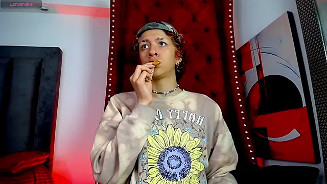 Cain Dantalion online show from April 8, 4:01 am