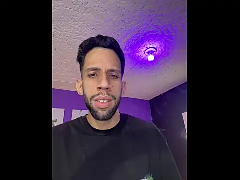 Karim mansur online show from March 24, 1:32 am