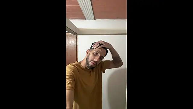 Karim mansur online show from April 4, 2:54 am