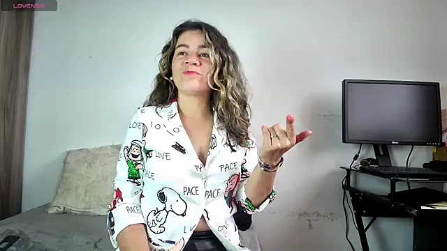 oriana thomson01 online show from July 22, 1:14 pm