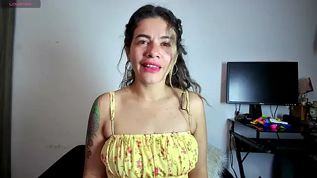 oriana thomson01 online show from July 25, 3:48 am