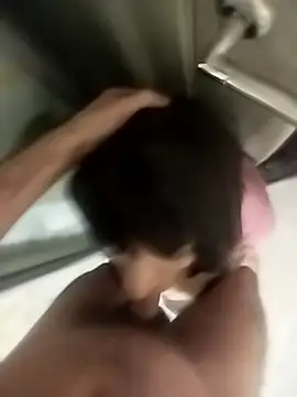 Snapshot of VeraVS chatting on February 28, 2:01 am VeraVS online show from February 28, 2:01 am