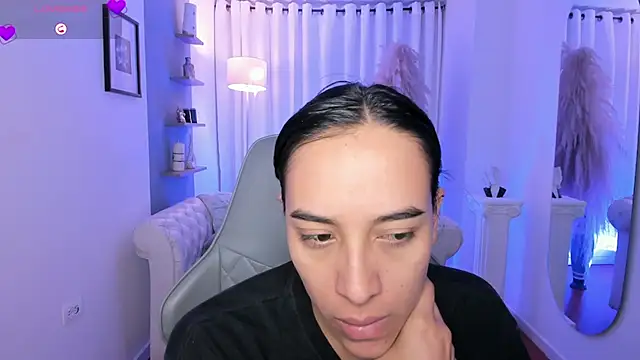 saori katsumi  online show from April 24, 11:01 am