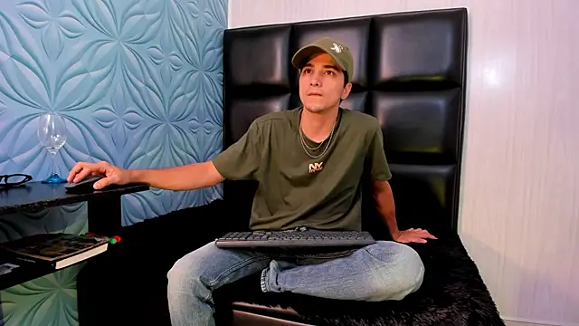 bad boy cum  online show from February 22, 4:13 am