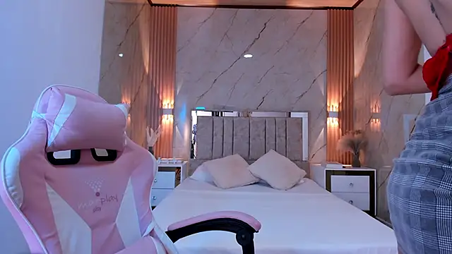 your whore Salome online show from February 24, 6:39 pm