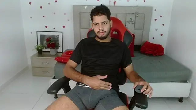 mister fox723 online show from March 5, 1:07 pm