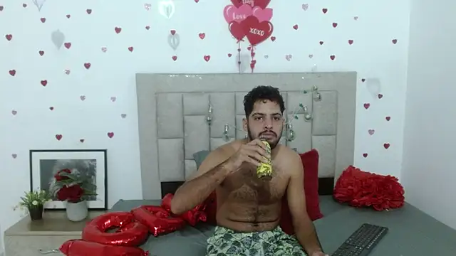 mister fox723 online show from March 7, 11:51 am