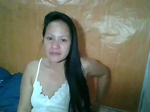 xxLIY online show from May 23, 6:12 pm