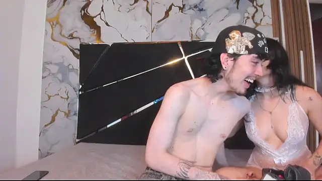 Couple In Heat online show from March 20, 7:41 pm