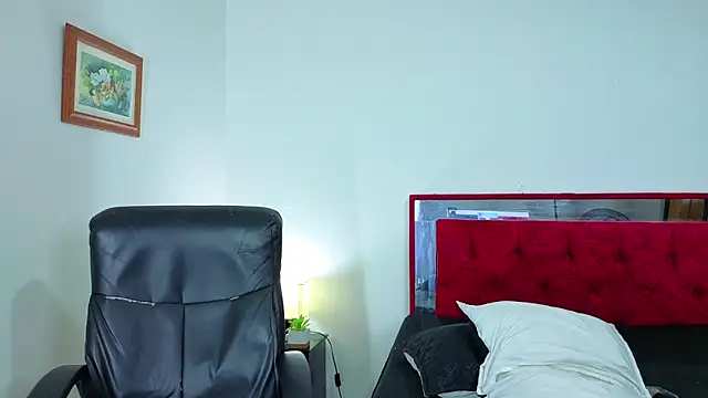 goodgirlxxl online show from April 21, 2:51 am