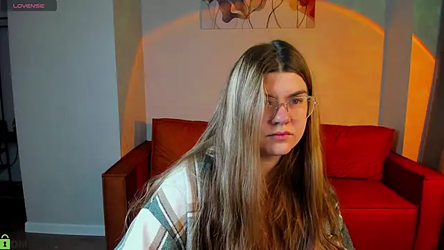 zoe j0y online show from March 10, 1:10 am