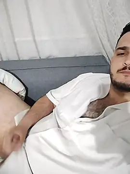 Snapshot of cans7333 chatting on March 15, 10:27 pm cans7333 online show from March 15, 10:27 pm