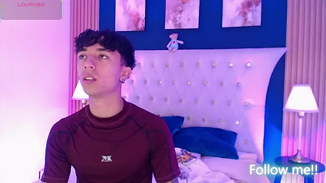 Aiden Rivers  online show from April 20, 1:14 pm