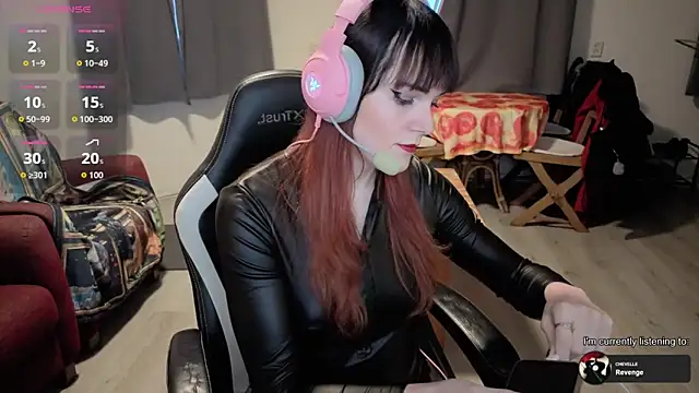 Samanteased online show from March 28, 6:07 pm