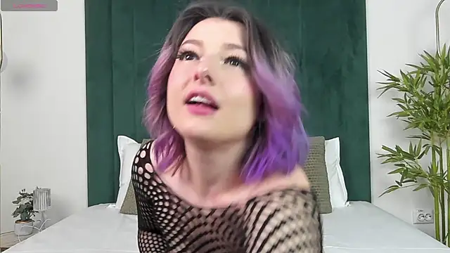 NatashaBlaze  online show from February 20, 5:24 pm