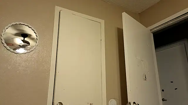 MissBella0969 online show from April 22, 2:18 pm