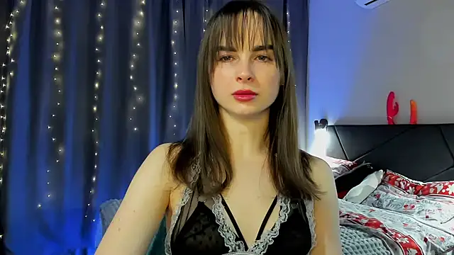 megann fox2 online show from February 19, 6:48 pm