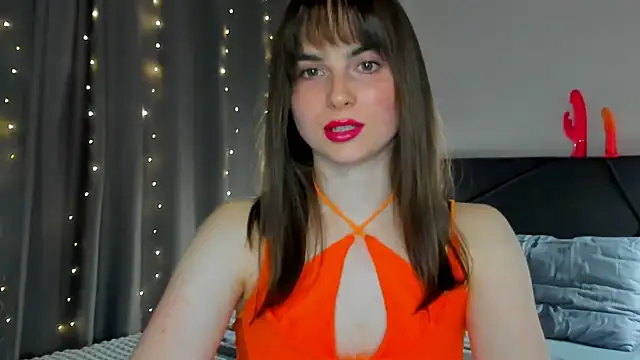 megann fox2 online show from April 21, 2:12 pm