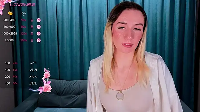 AshleyySchwartz online show from March 31, 2:39 pm