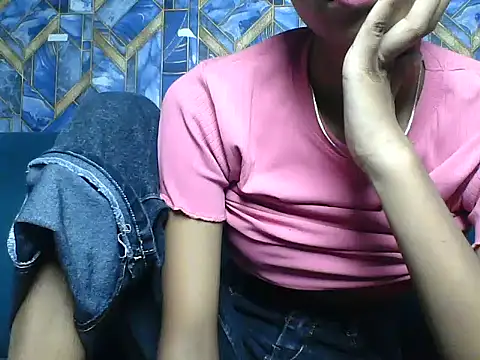 Rani1993 online show from April 4, 2:14 pm