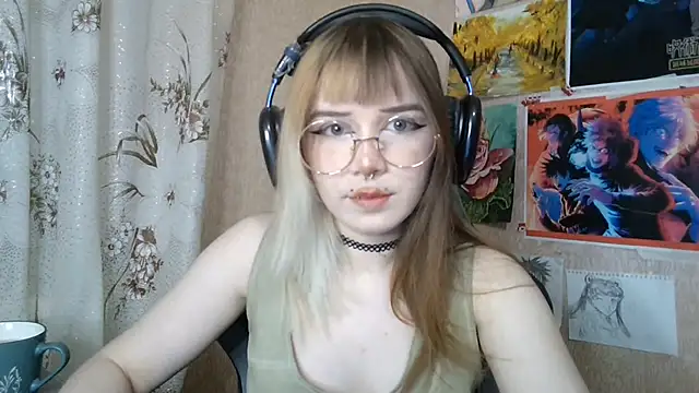 Snapshot of MilaTyan chatting on May 27, 4:15 pm MilaTyan online show from May 27, 4:15 pm