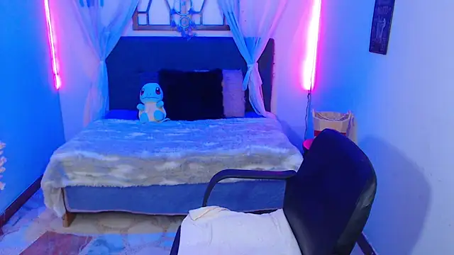 AvaHarper  online show from April 10, 12:43 pm