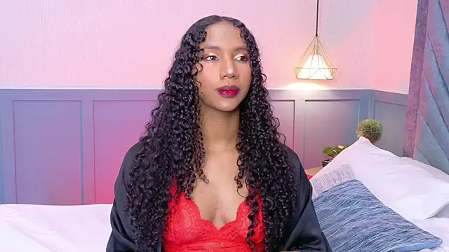 Chloe-Rose- online show from March 16, 5:13 am