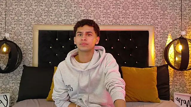 Dark Sultan online show from February 19, 7:32 pm