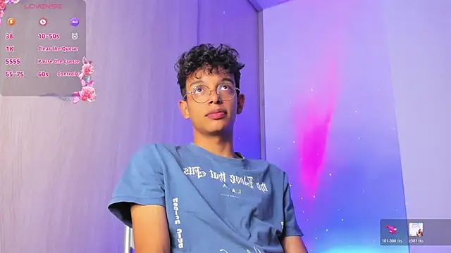 Maxfrost1 online show from April 3, 12:19 am