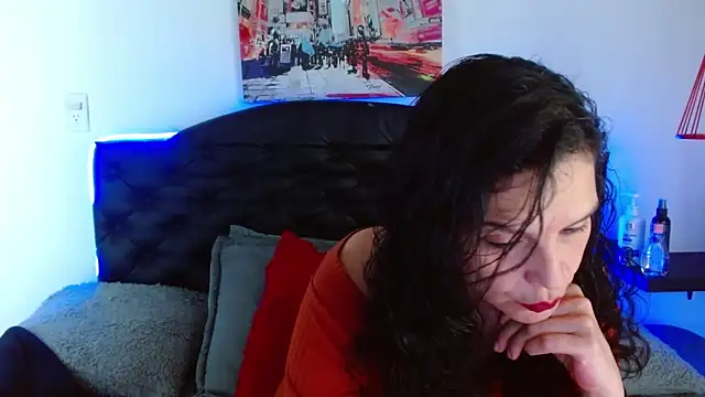 Snapshot of anya_nasty_ chatting on May 15, 2:07 am anya nasty online show from May 15, 2:07 am