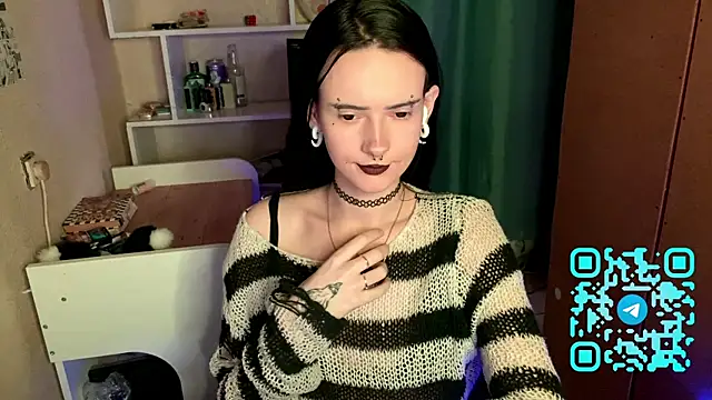 MabelDefina online show from April 22, 11:01 am