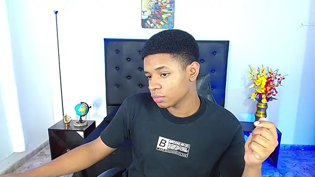 liiam3 online show from April 13, 9:09 pm