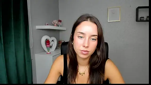 Snapshot of AdeleSolo chatting on July 16, 5:35 am AdeleSolo online show from July 16, 5:35 am