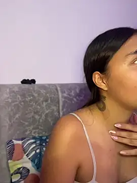 I Samanthaa online show from April 13, 10:59 pm