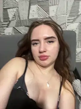 SofaLav online show from March 4, 5:41 pm