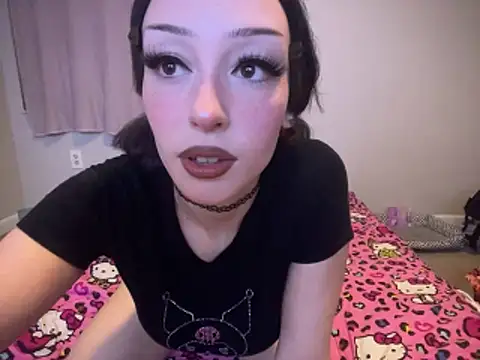 strwbrrymilk online show from February 23, 3:59 am