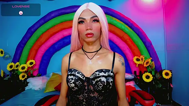suzume Mendez online show from July 9, 11:14 am