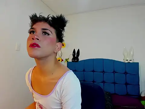 Ailanys Miller online show from March 8, 1:04 pm