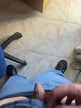 D4n13l47 online show from April 10, 7:02 am