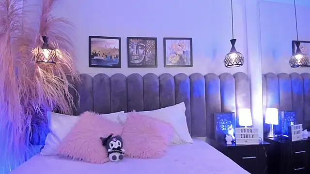 Bella  Peach online show from April 23, 3:08 am