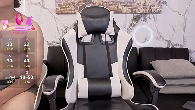 Ebony and boy pm online show from April 14, 4:18 am